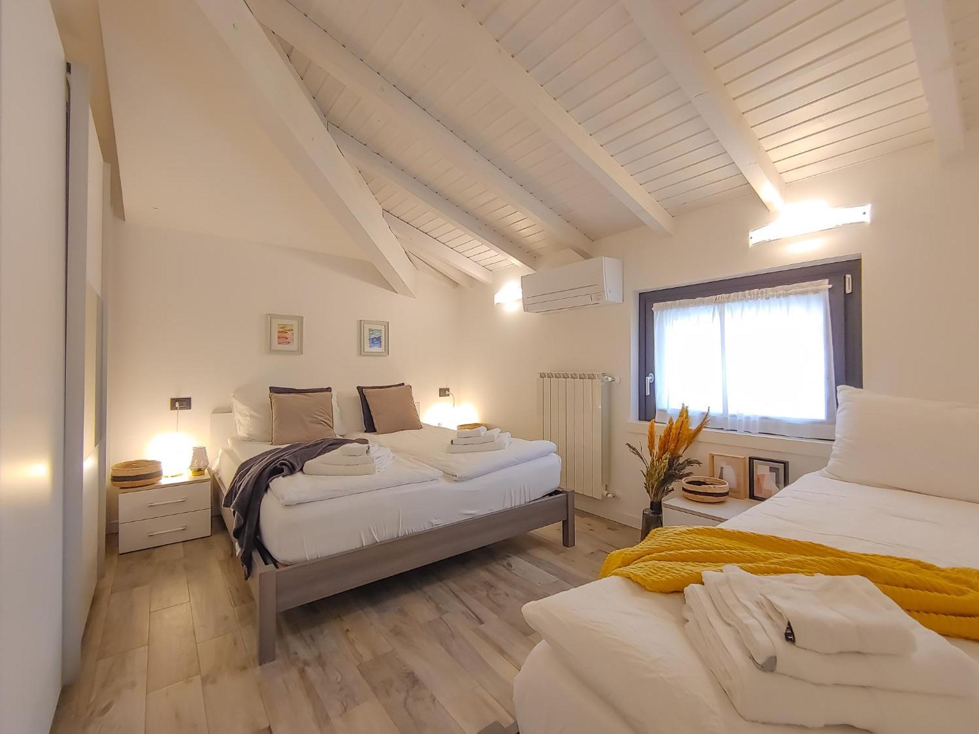 Dascio Dolce Ferienwohnung Panorama Balkon am See Exterior foto