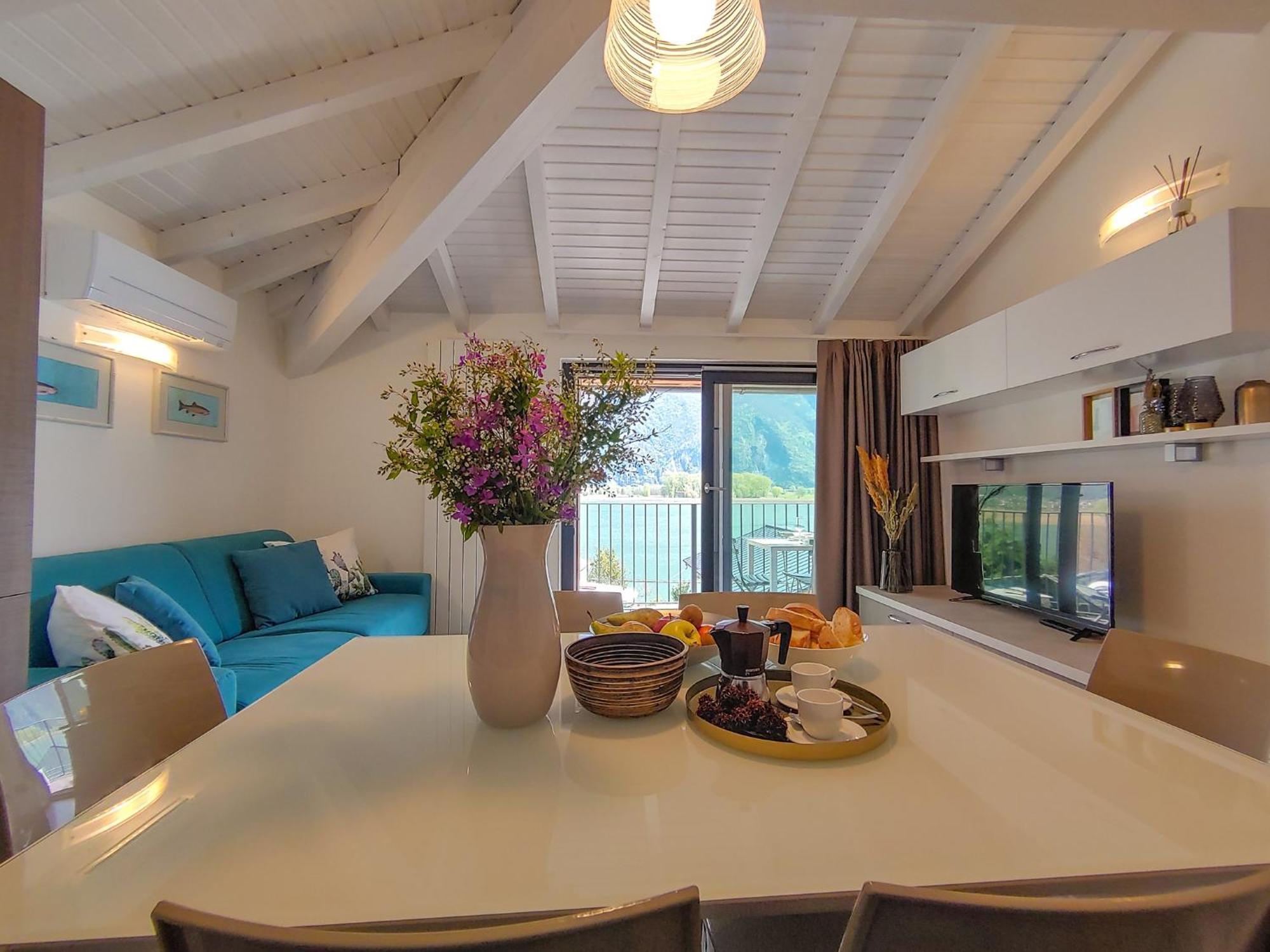 Dascio Dolce Ferienwohnung Panorama Balkon am See Exterior foto